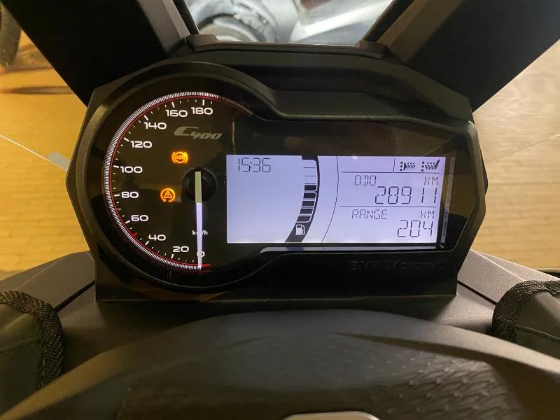 C 400 X