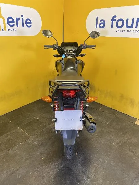 CB 125 F