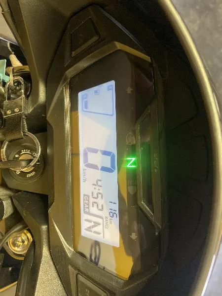 CB 125 F