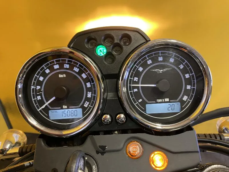 V7