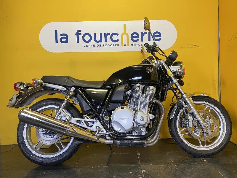 CB 1100