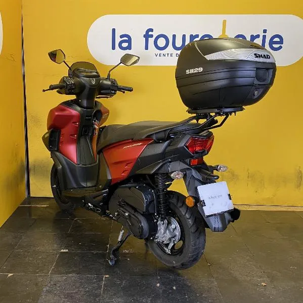 RayZR 125