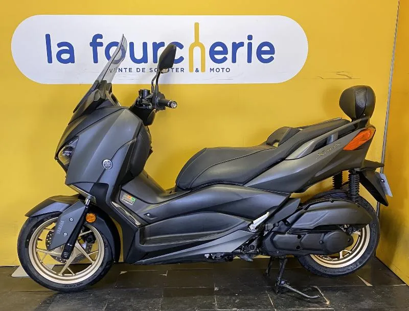 XMAX 125 TECH MAX