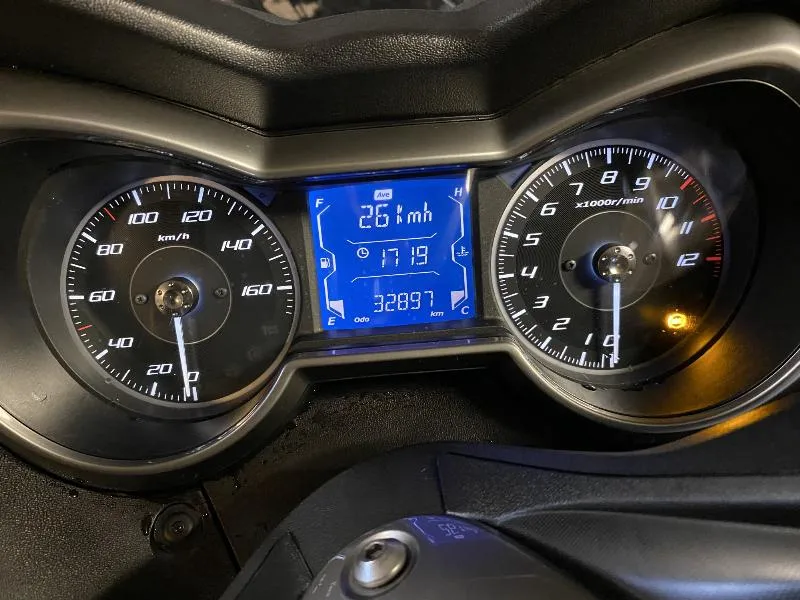 XMAX 125 TECH MAX
