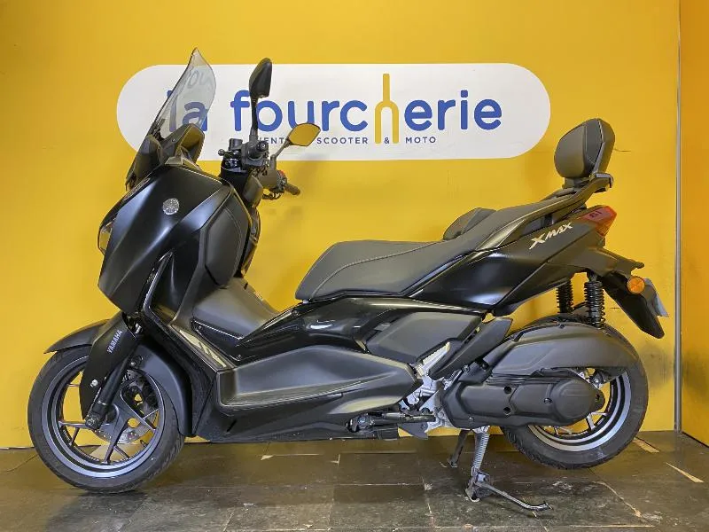 XMAX 125 TECH MAX