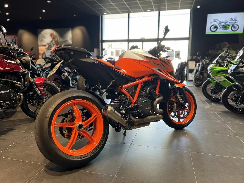 1290 SUPER DUKE R EVO