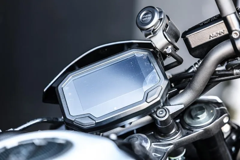 Z 900