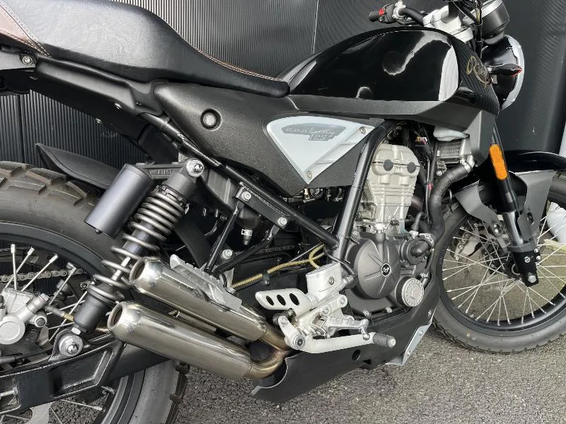 CENTURY 125