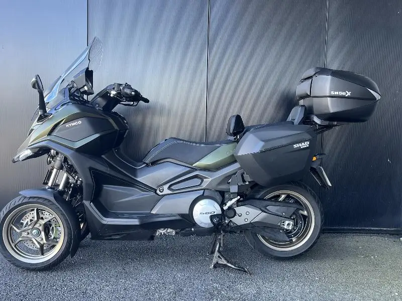 CV3 550