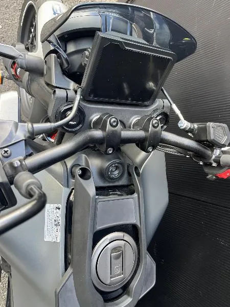 SVARTPILEN 125 ABS