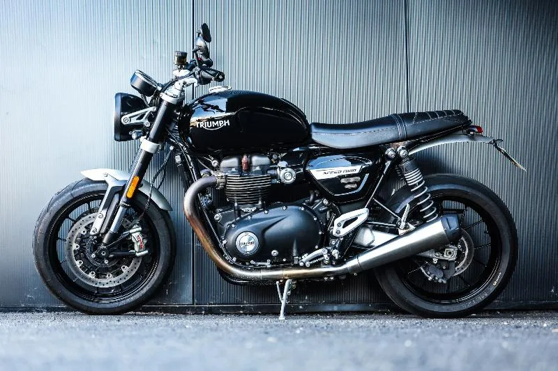 SPEED TWIN 1200
