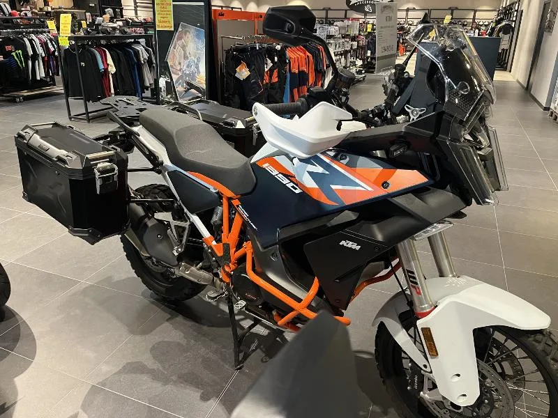1390 SUPER ADVENTURE R 2026 2025