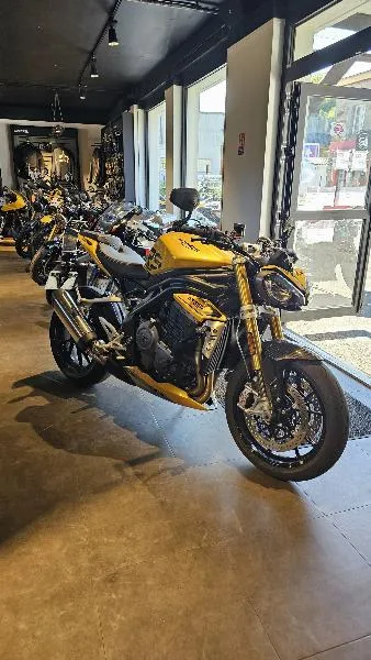 SPEED TRIPLE 1200 RS