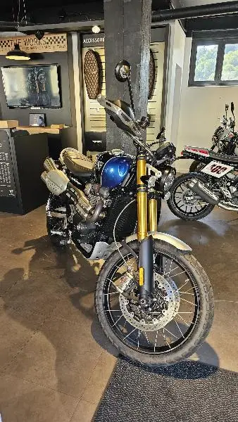 SCRAMBLER 1200 XE