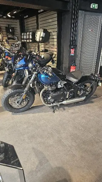 Bonneville Bobber 1200