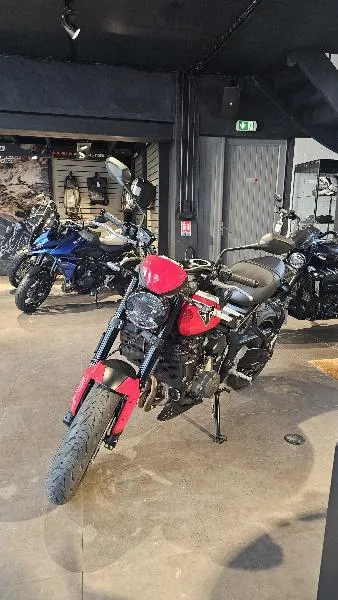 TRIDENT 660