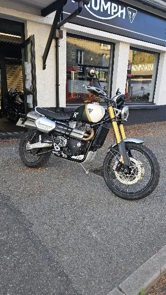 SCRAMBLER 1200 XE