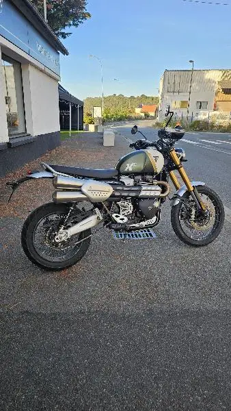 SCRAMBLER 1200 XE