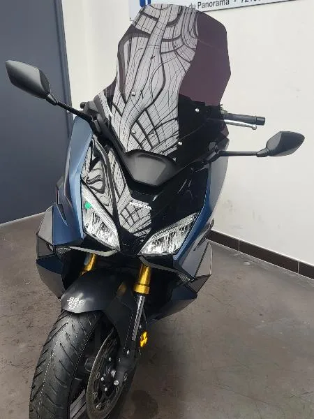 NSS FORZA 750