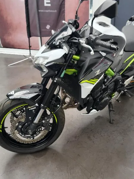 Z 900