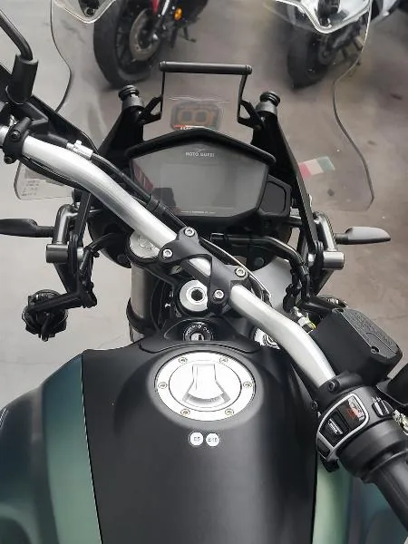 V85 TT 850