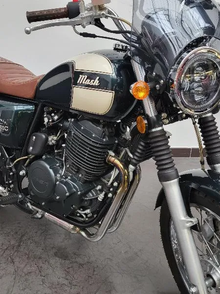 650 SIX HUNDRED