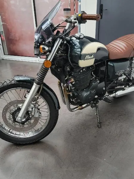 650 SIX HUNDRED
