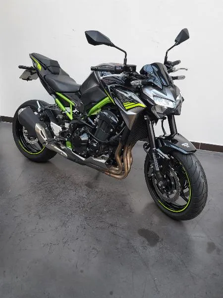 Z 900