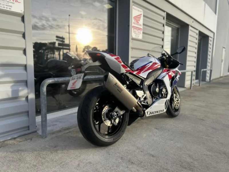 CBR 1000 RRR FIREBLADE 30e Anniversaire
