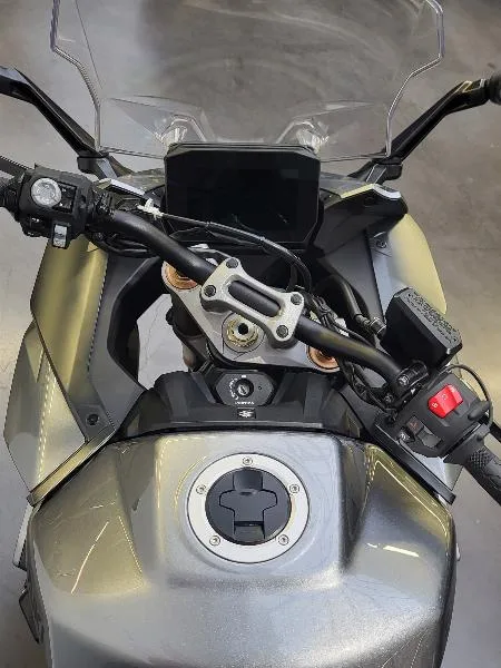 GSXS 1000 GT