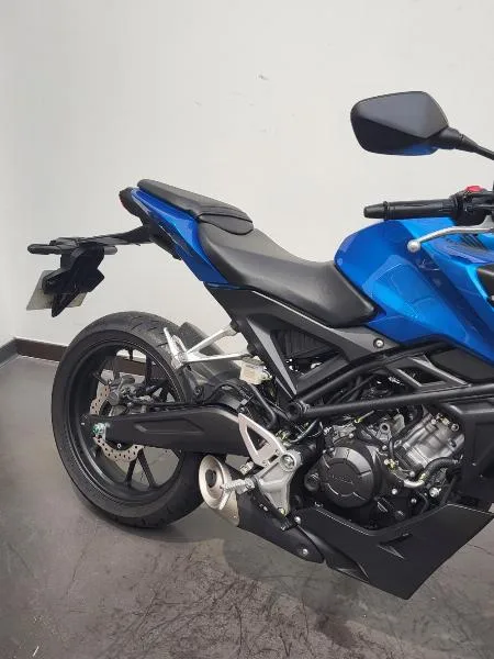 CB 125