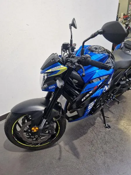 GSXS 750