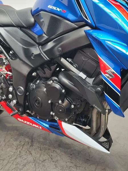 GSXS 750