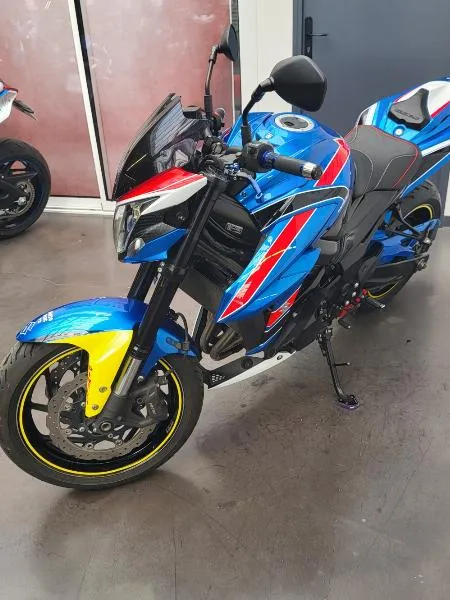 GSXS 750