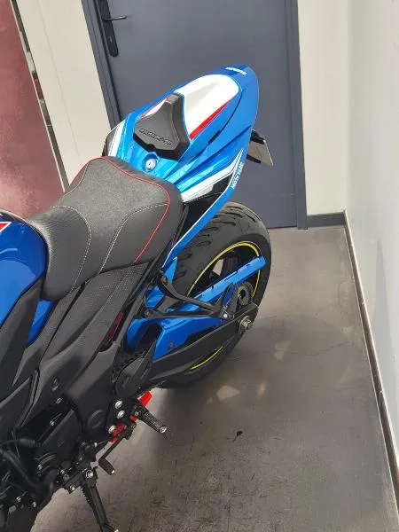 GSXS 750