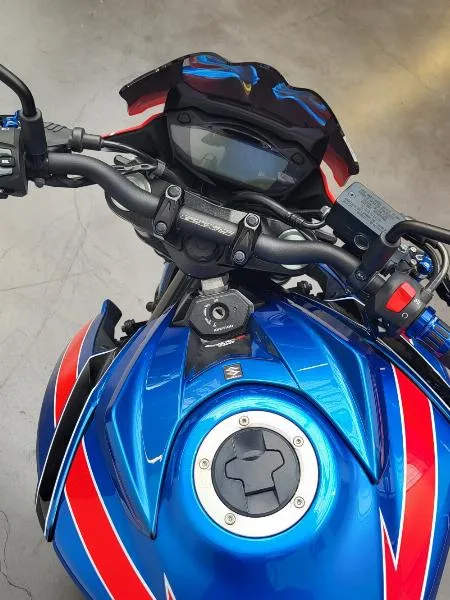 GSXS 750