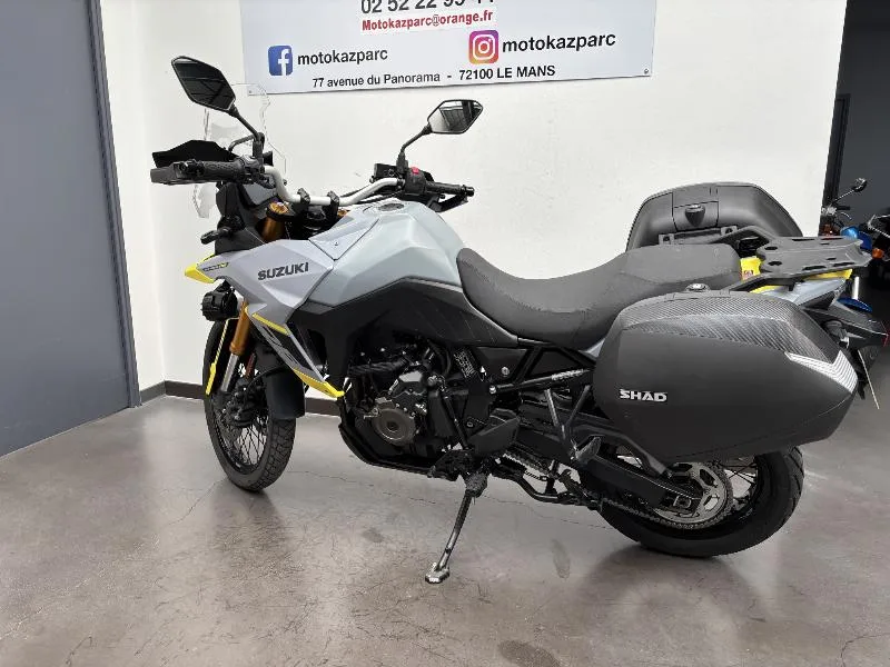 VSTROM 800 DE A2