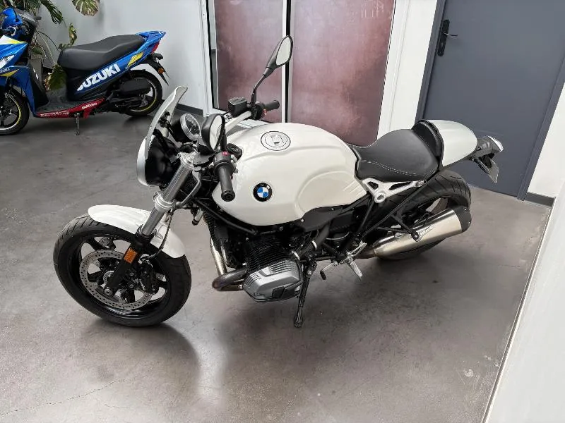 R NineT PURE