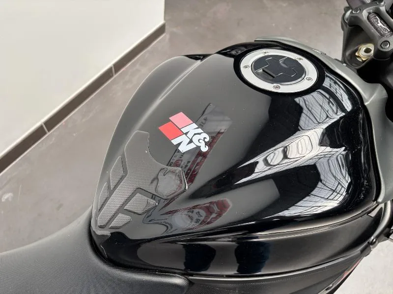 GSXS 1000