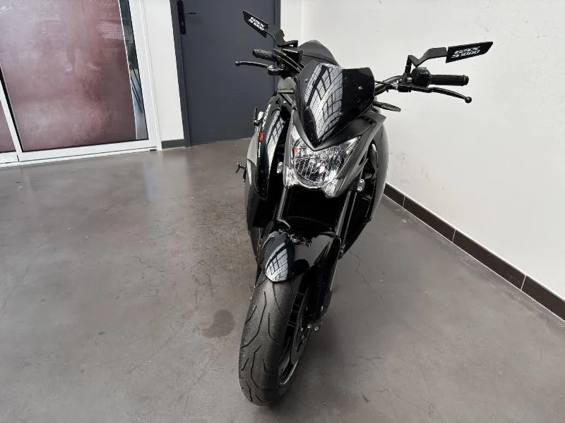 GSXS 1000