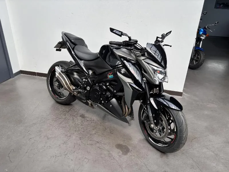 GSXS 1000