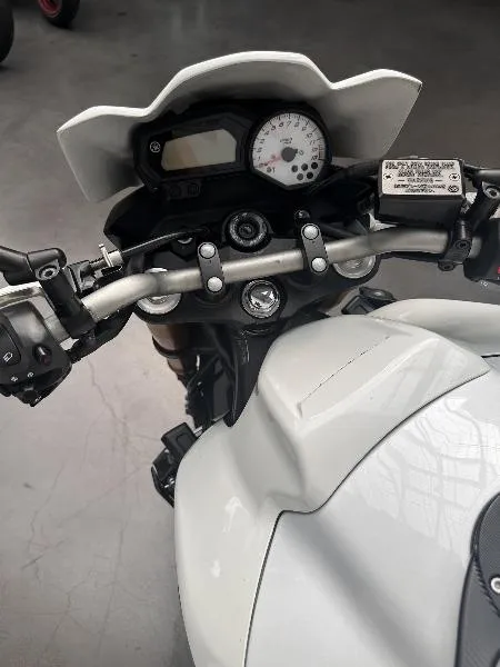 FZ8