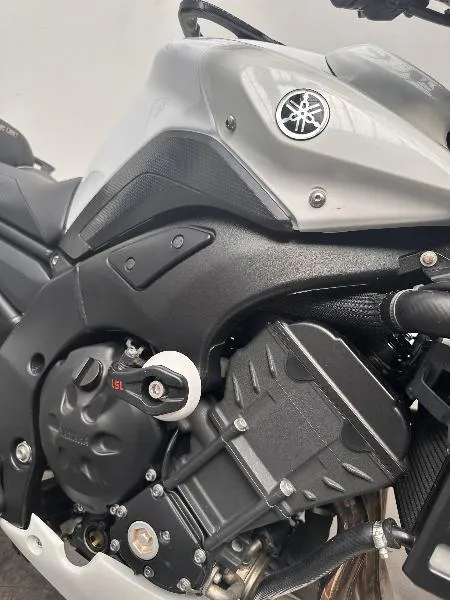FZ8