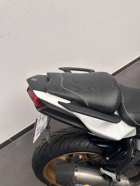 FZ8