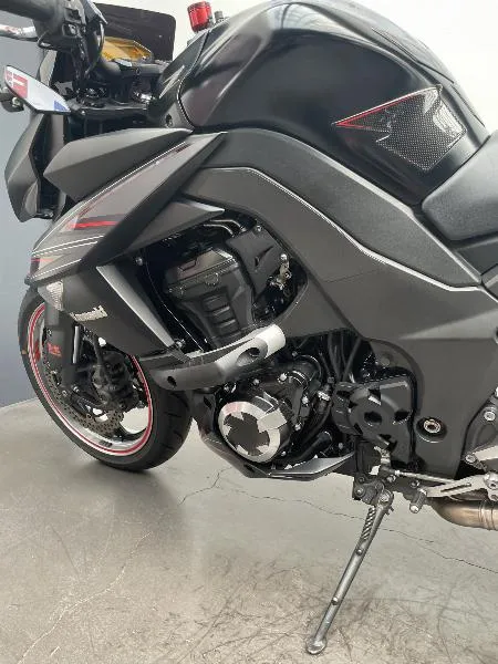 Z 1000