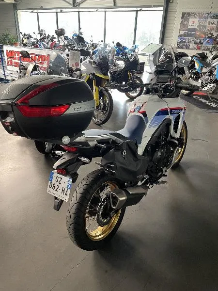 TRANSALP 750