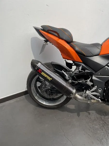 Z 1000