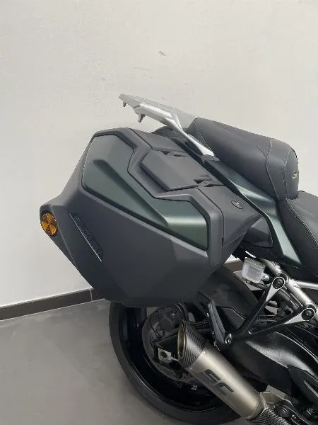 GSXS 1000 GX