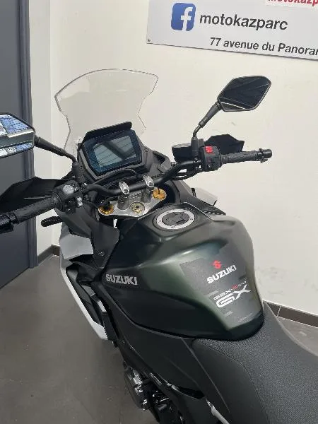 GSXS 1000 GX