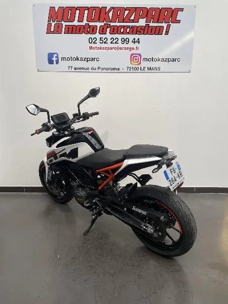 125 DUKE ABS